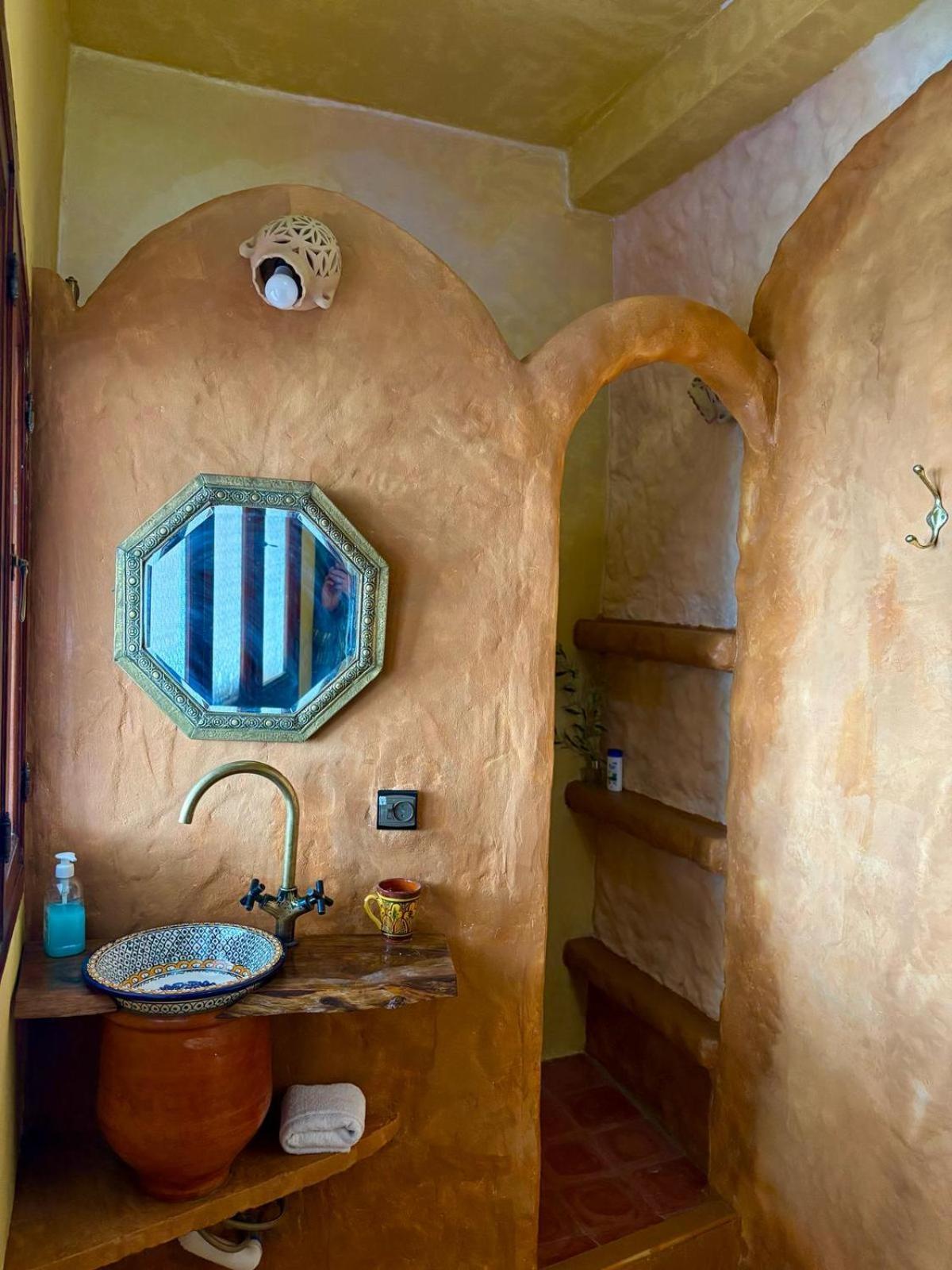 Hajrienne Guest House Tânger Quarto foto